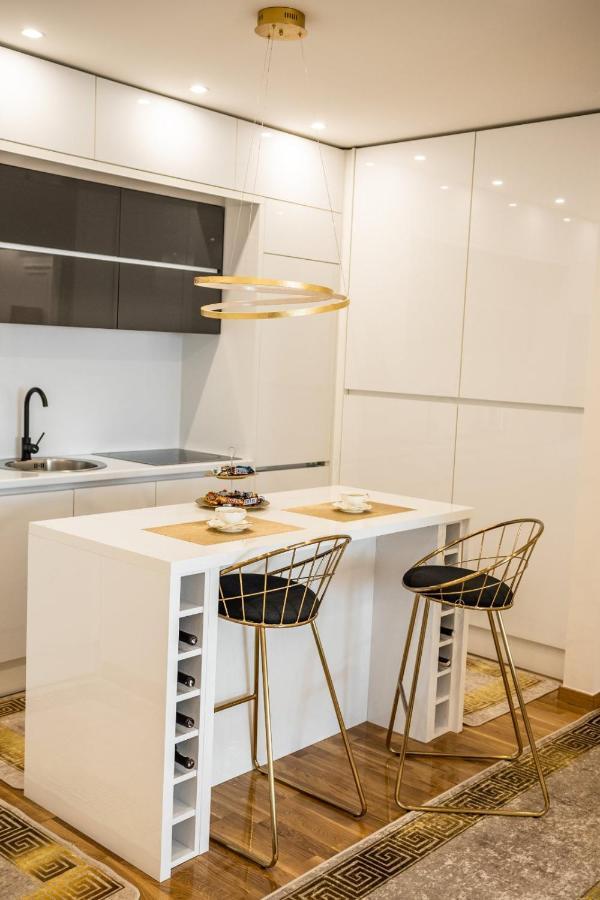 Luxury Apartment Karic Free Parking Tuzla Exterior foto